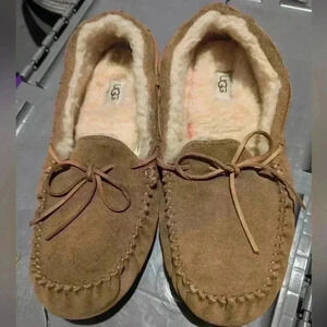 Ugg slippers